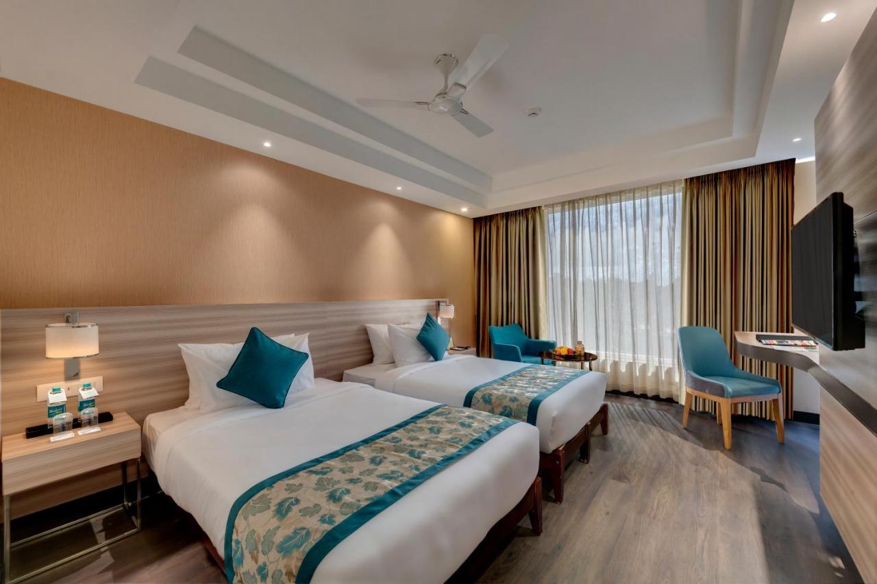 The Fern Residency Hubballi Екстериор снимка