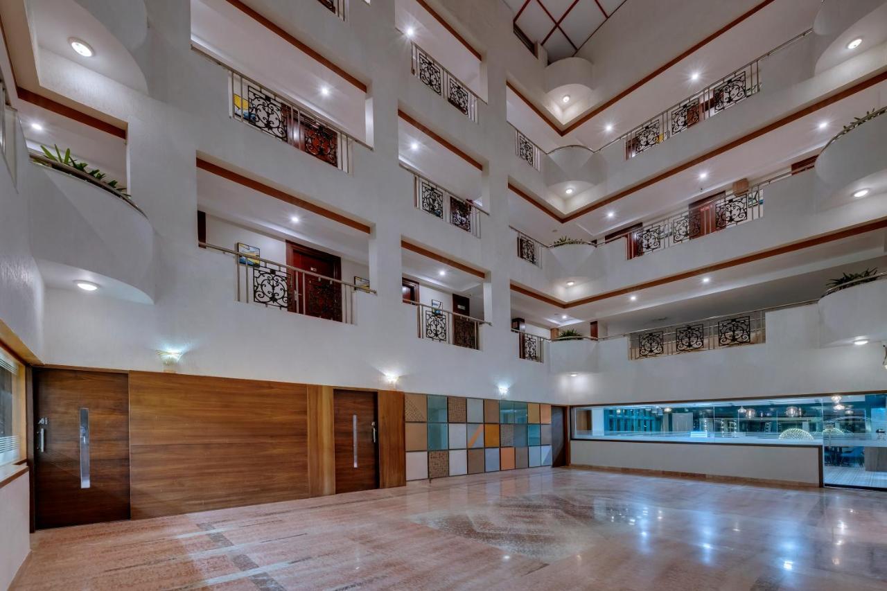 The Fern Residency Hubballi Екстериор снимка